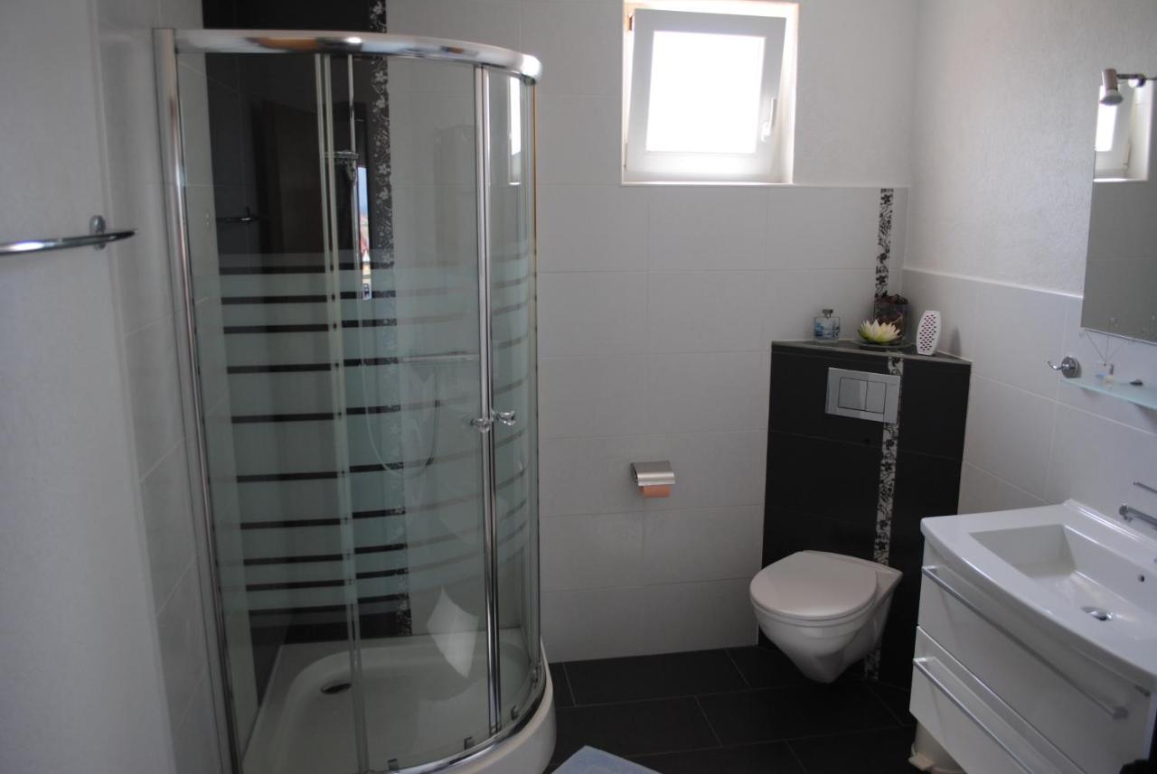 Apartments Vidolma Povljana Εξωτερικό φωτογραφία