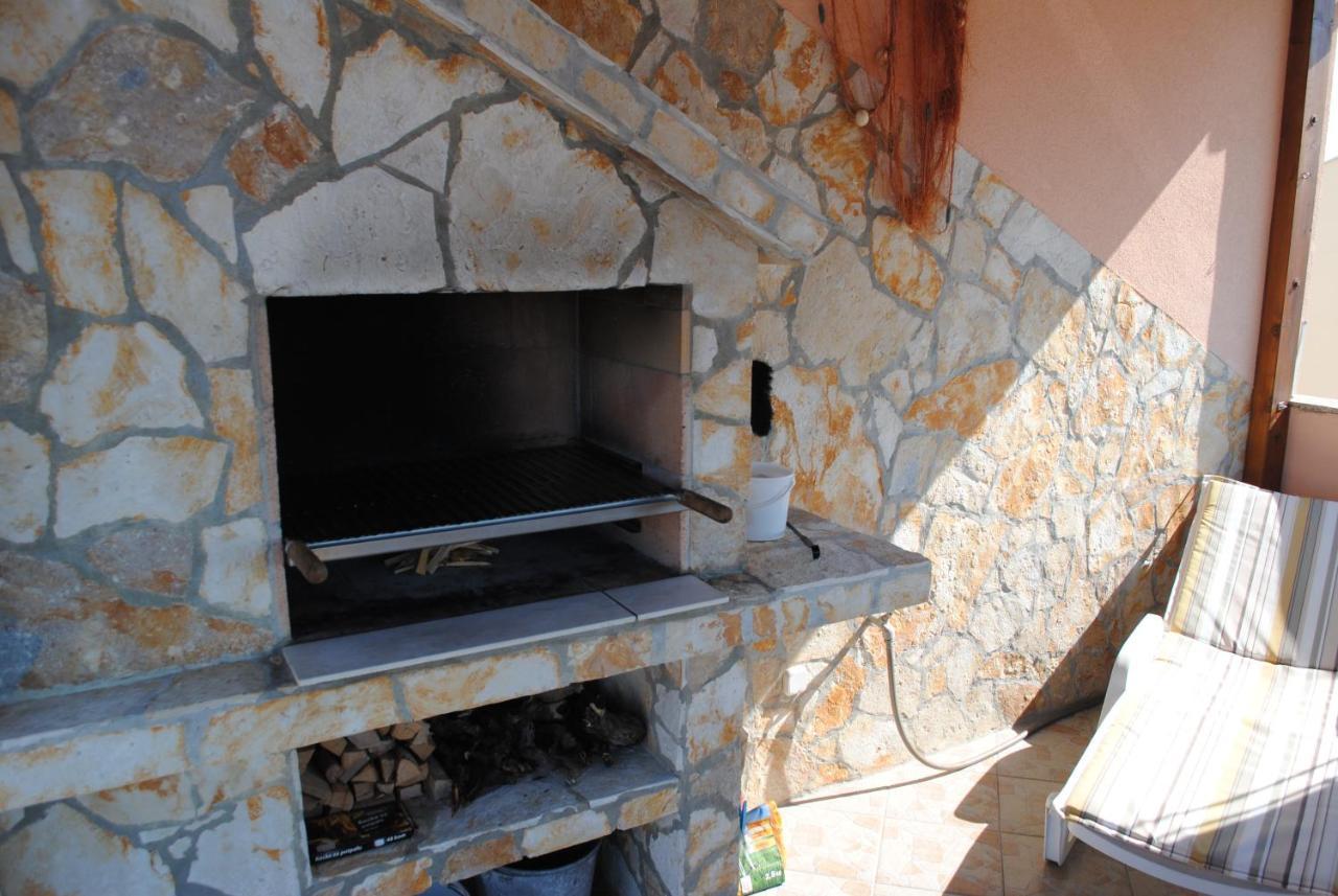 Apartments Vidolma Povljana Εξωτερικό φωτογραφία