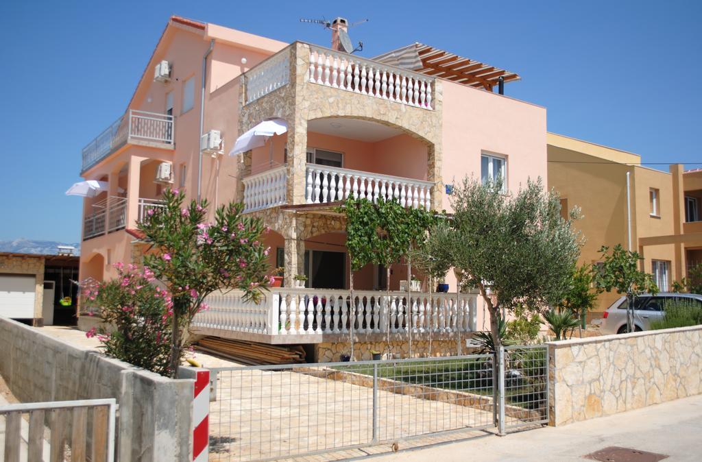 Apartments Vidolma Povljana Εξωτερικό φωτογραφία