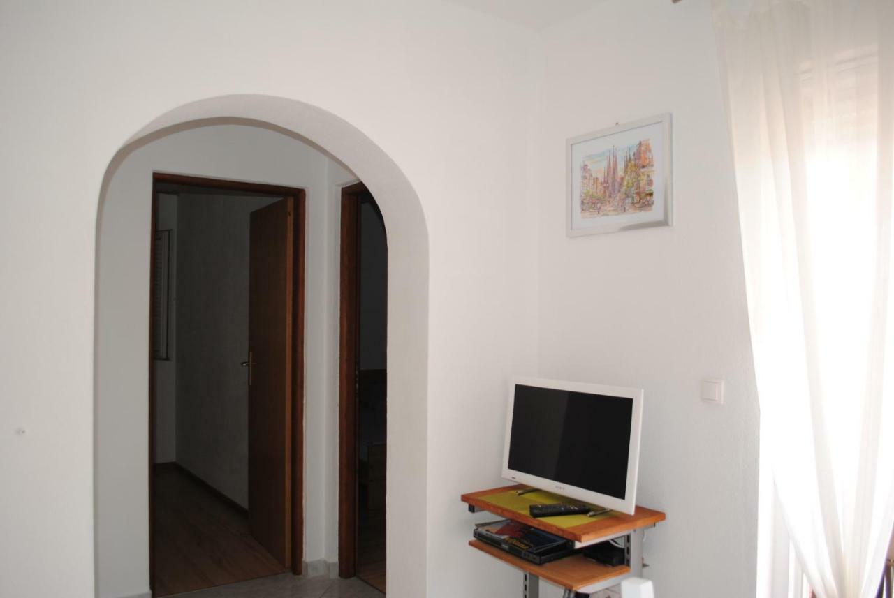 Apartments Vidolma Povljana Εξωτερικό φωτογραφία