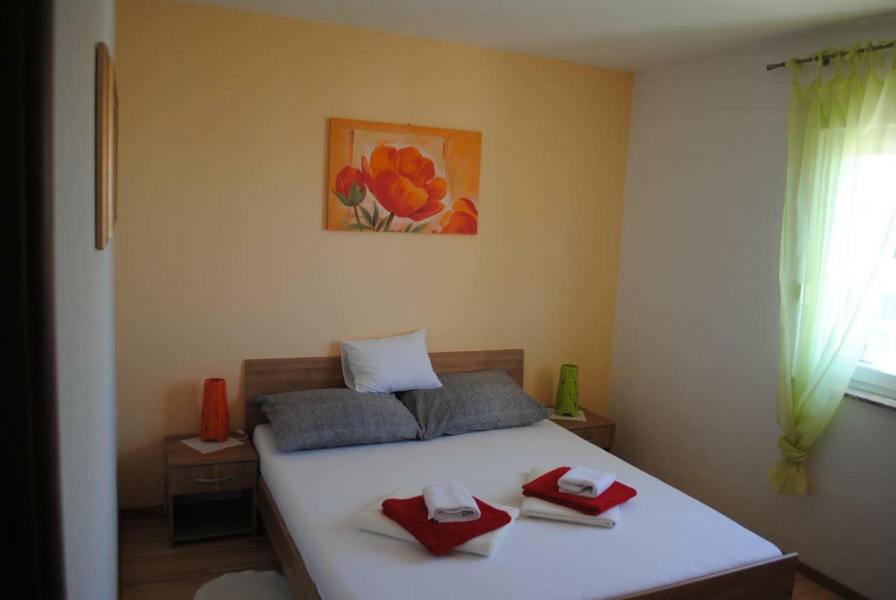 Apartments Vidolma Povljana Εξωτερικό φωτογραφία